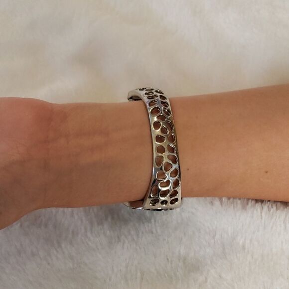 Womens Rhinestone bangle bracelet - Picture 8 of 8